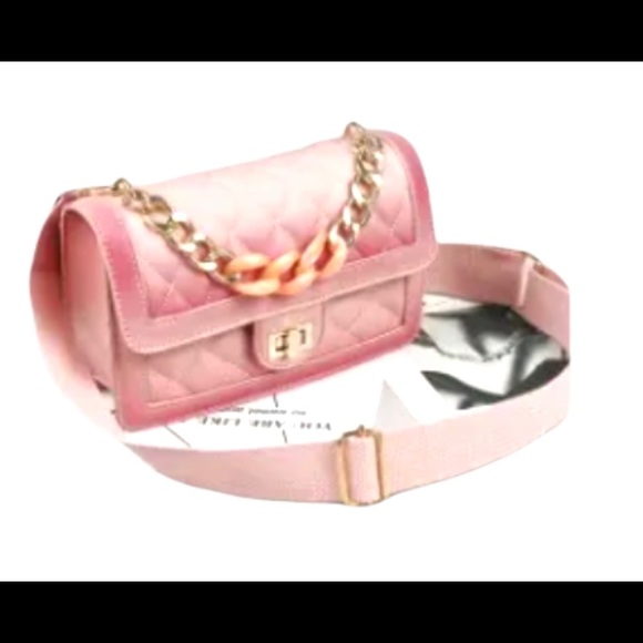 Quilted Crossbody Purse - Picture 5 of 6